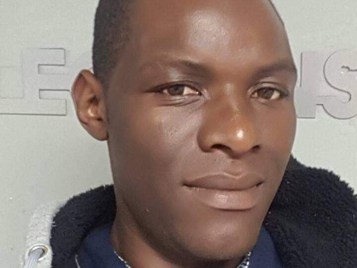 Image de profil du modèle de webcam darkhandsomexx