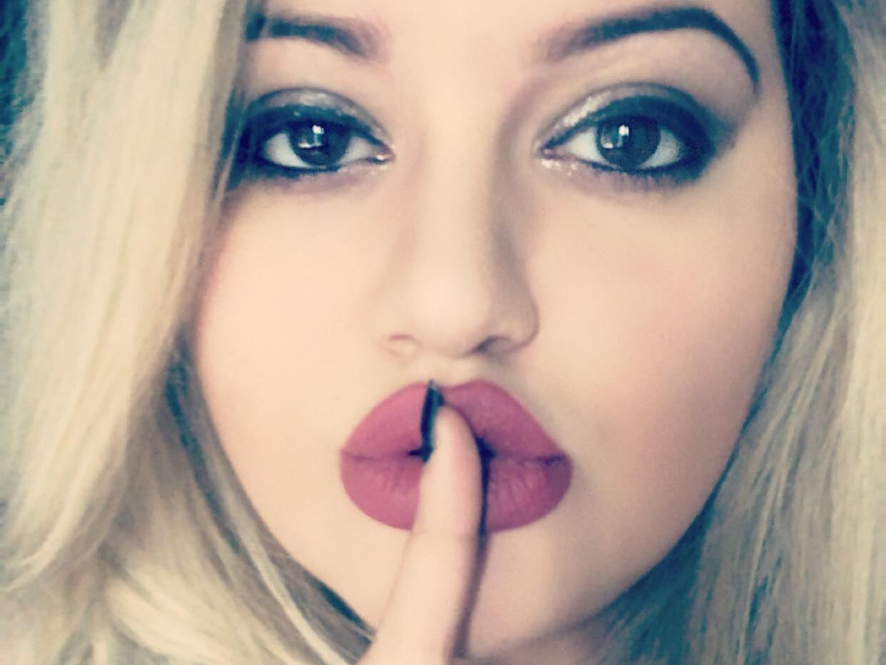 Image de profil du modèle de webcam MistressVelvet