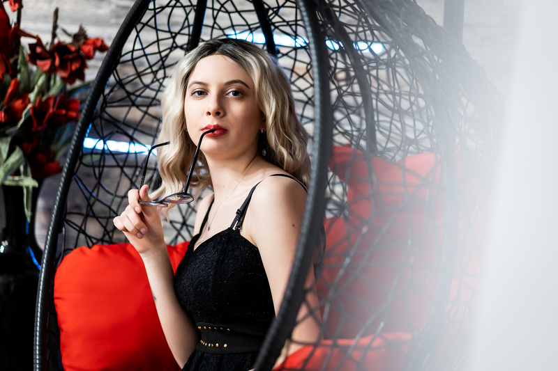 Performer AbieBlue Photo 9