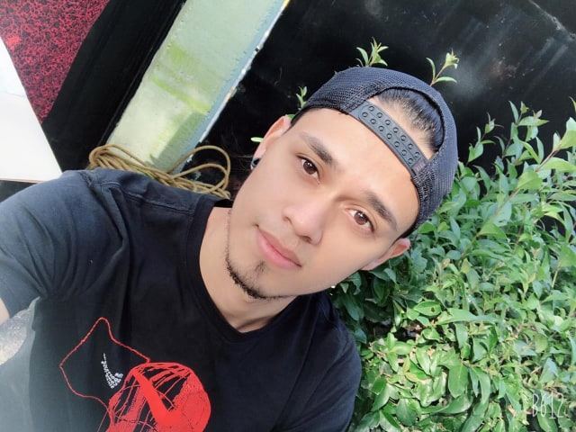 Dylan95 profilbild på webbkameramodell 