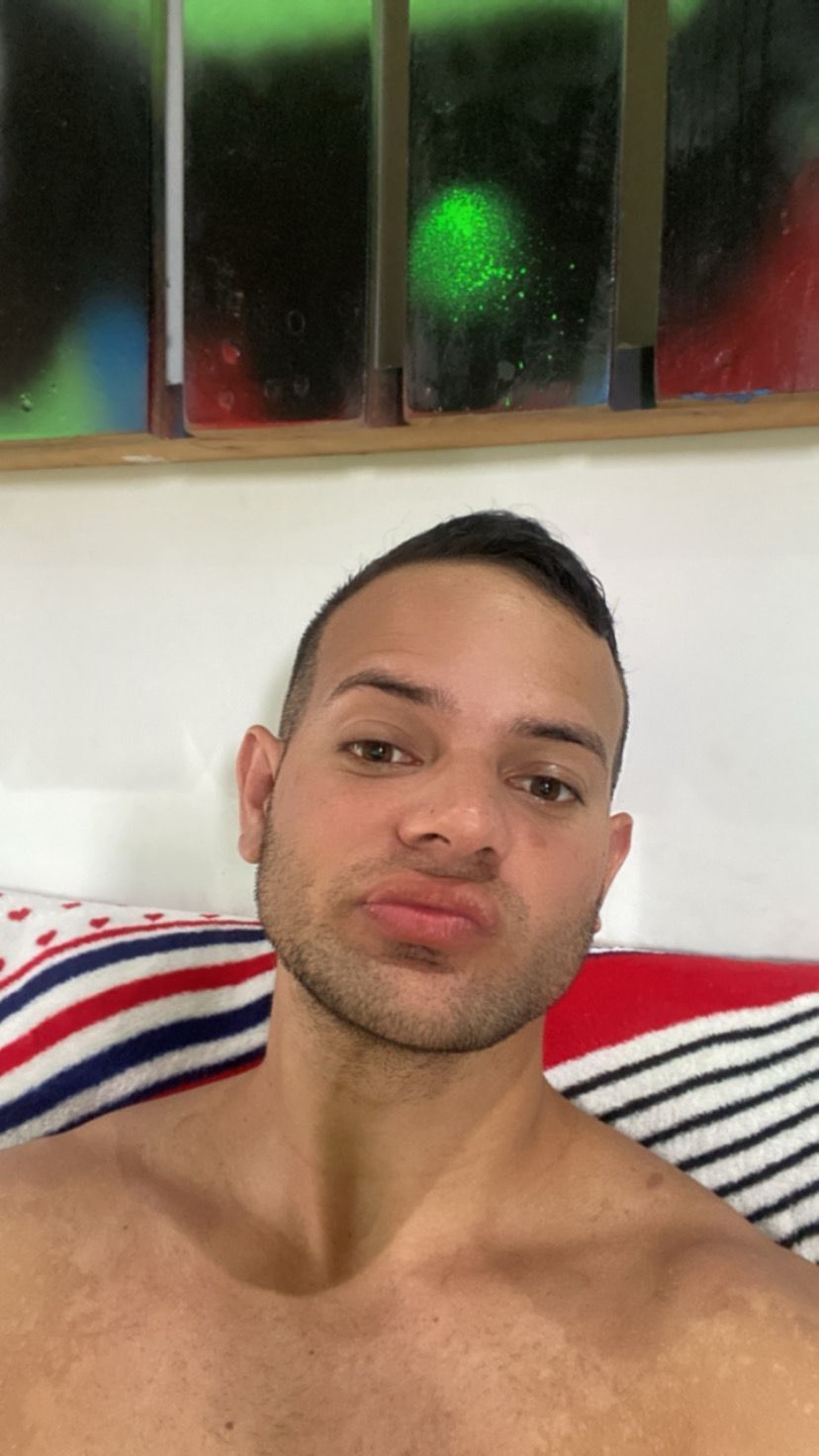 Performer FrezisYmuscle Photo 10