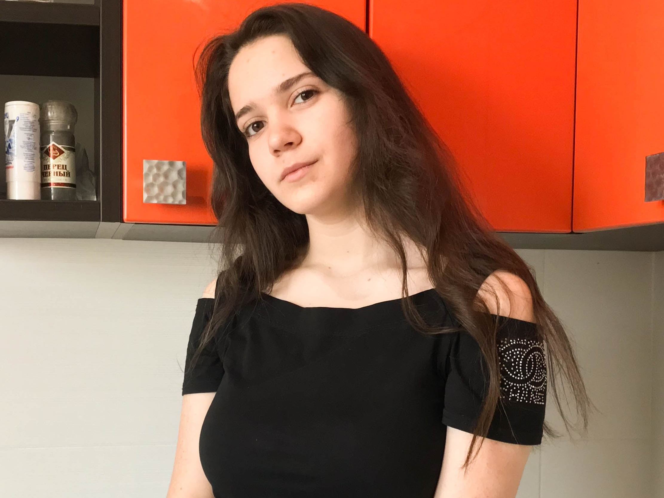 Imagen de perfil de modelo de cámara web de YuriFrye