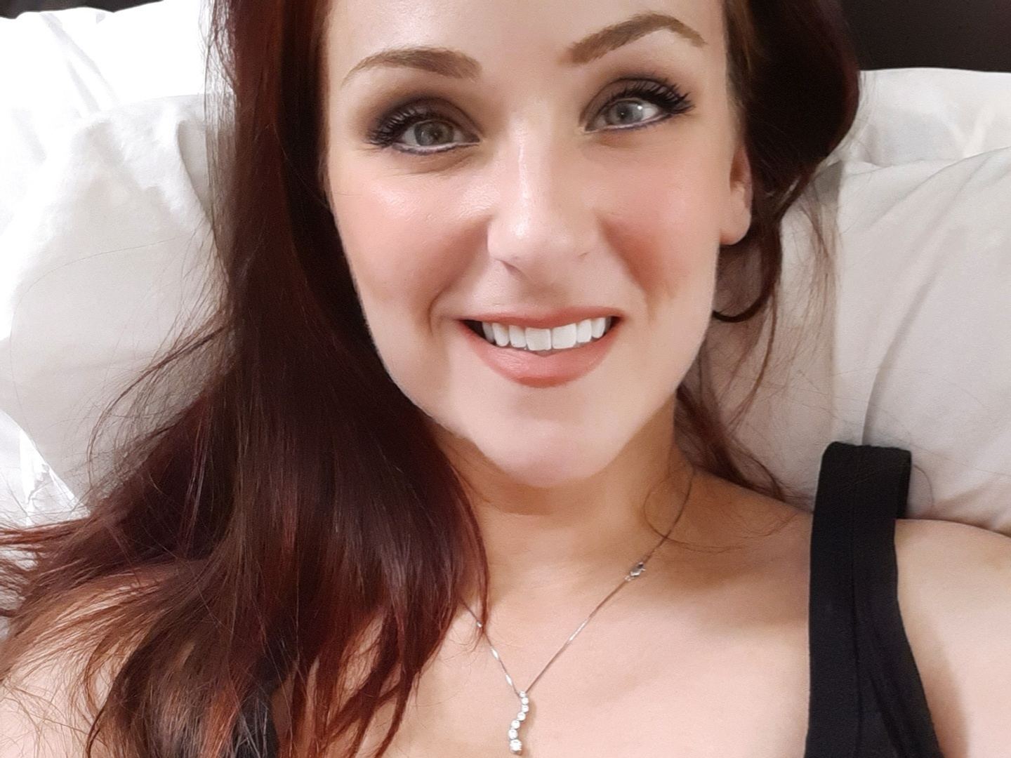 BeckySilver profilbild på webbkameramodell 