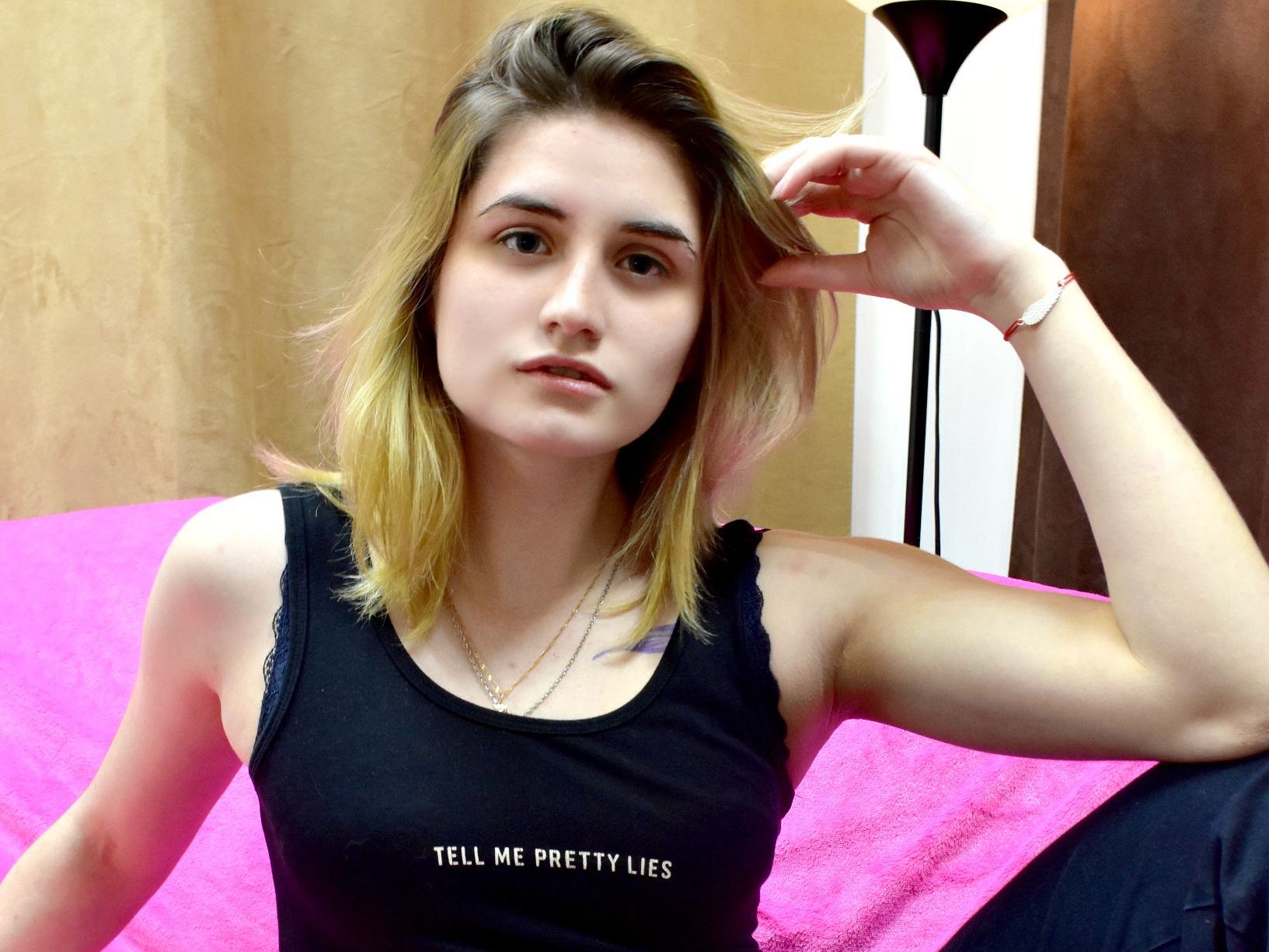 Image de profil du modèle de webcam LisSunny