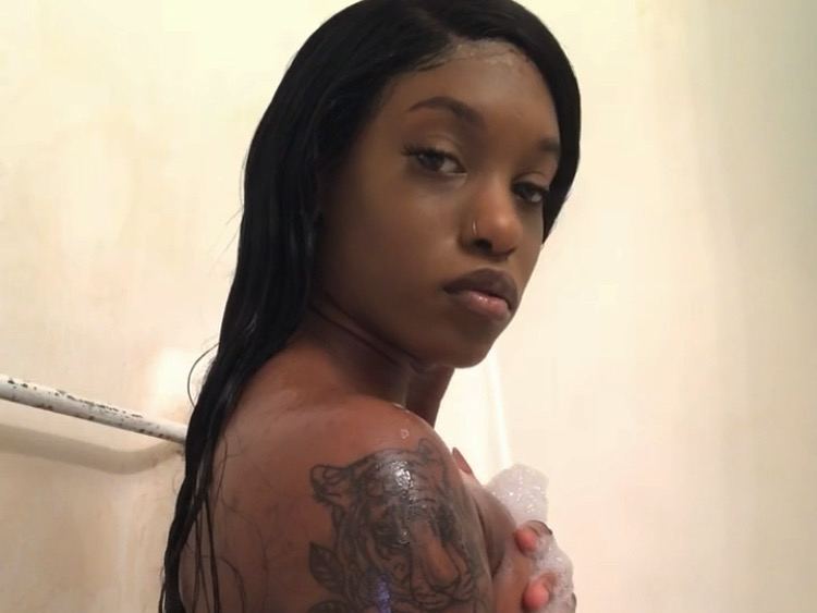 Image de profil du modèle de webcam AshleyDiorFisher