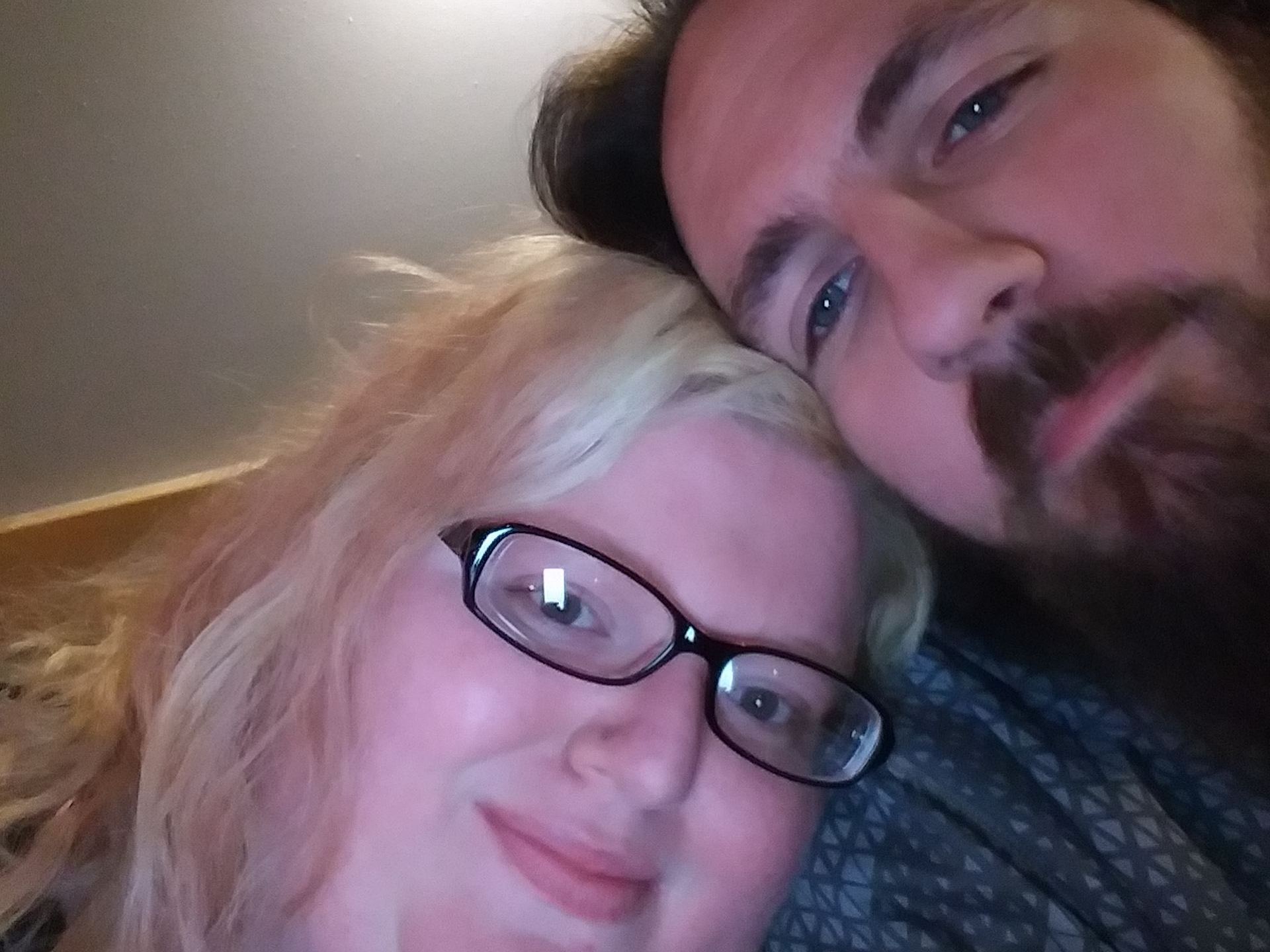 FUNLOVINGCOUPLE69 immagine del profilo del modello di cam