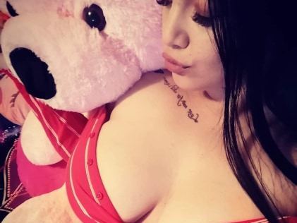 Lolahott profilbild på webbkameramodell 