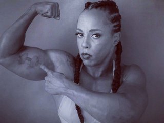 martastrong Profilbild des Cam-Modells 