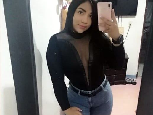 Profilbilde av Camy_Withe webkamera modell