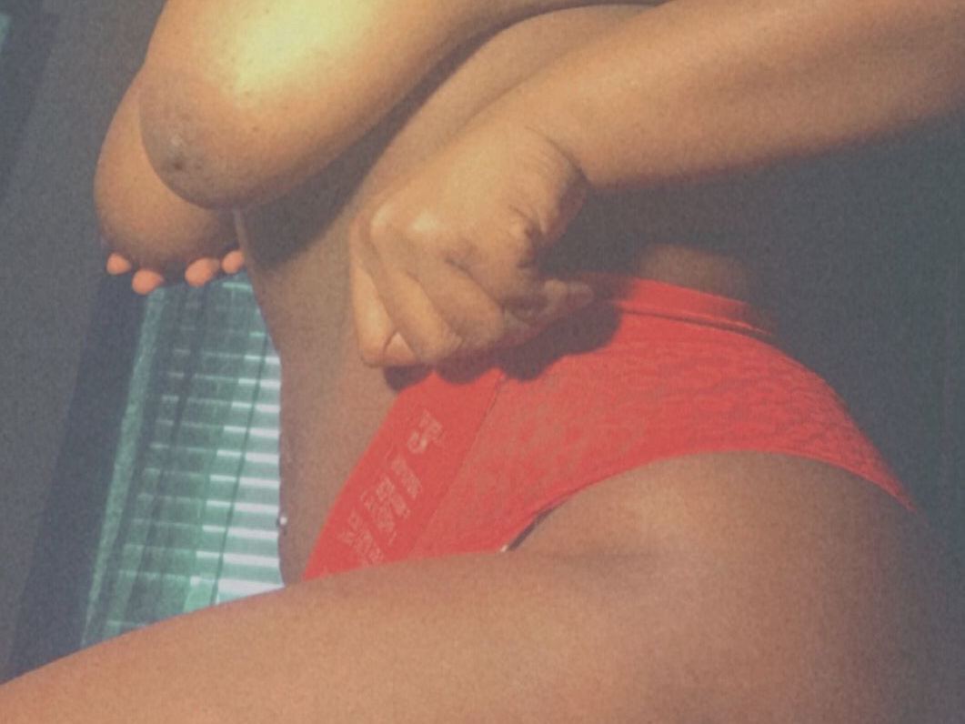 Creamydreamyy immagine del profilo del modello di cam