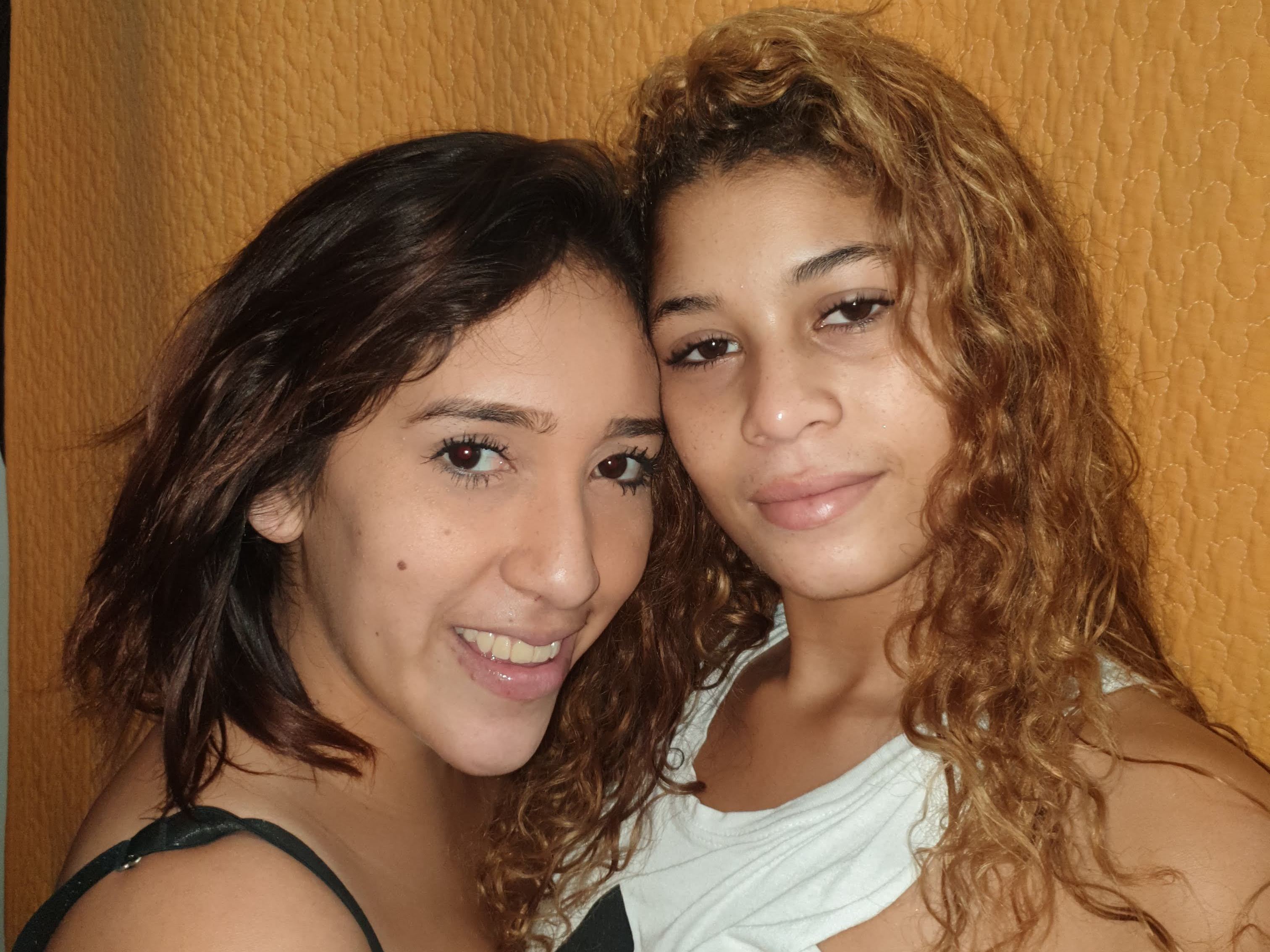 Image de profil du modèle de webcam latinmore21