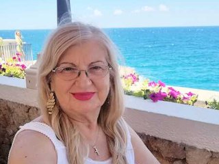 dariafloryss profilbild på webbkameramodell