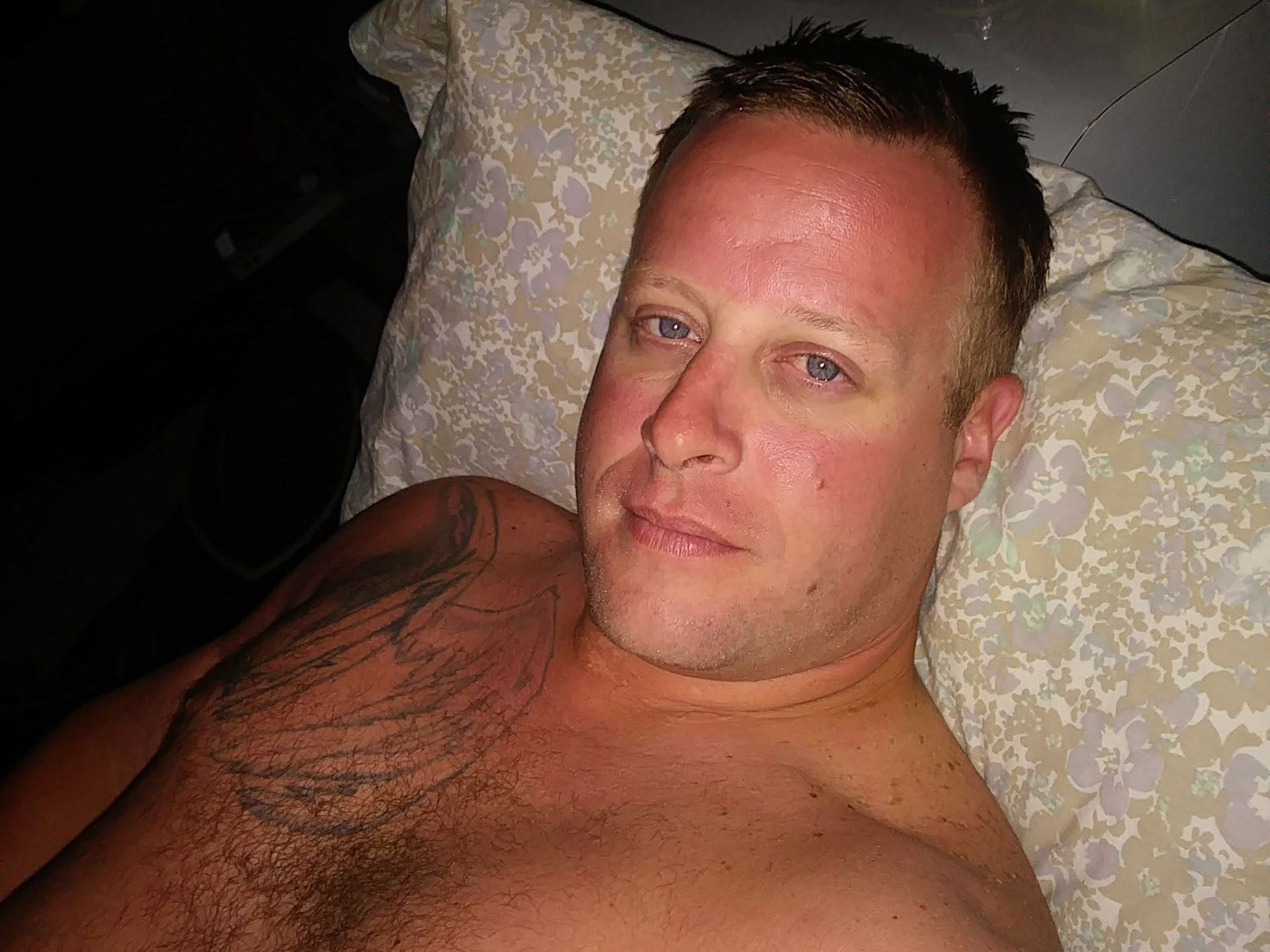 Imagen de perfil de modelo de cámara web de MrHotrod