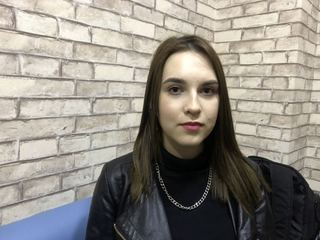 JessicaLoyras immagine del profilo del modello di cam