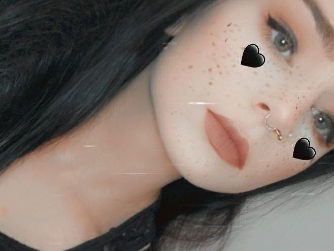Image de profil du modèle de webcam juliaalove