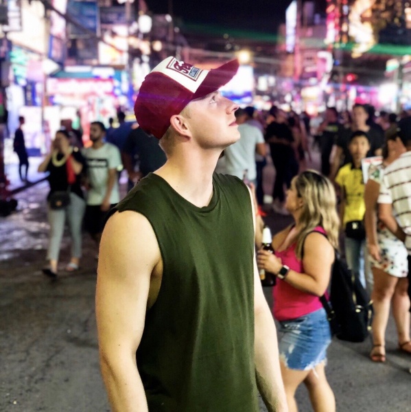 Performer SalmonBells Photo 5