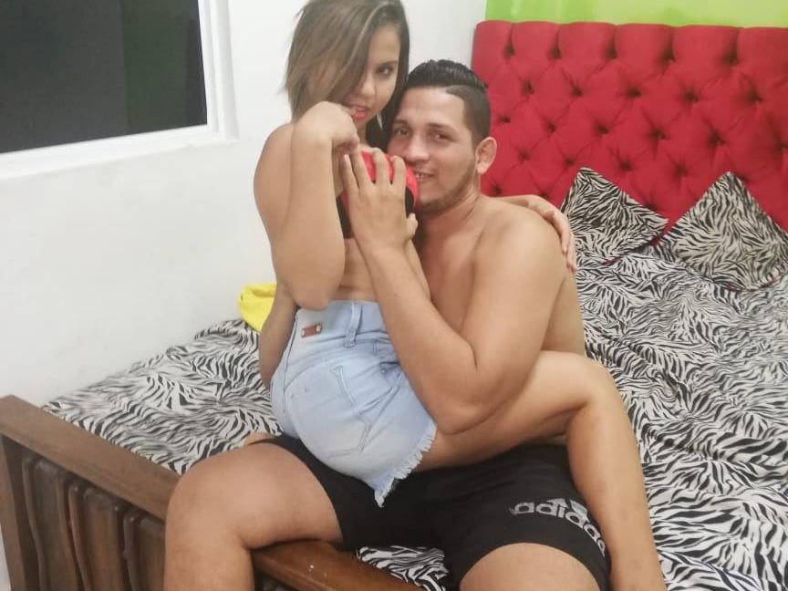carlosyuraxxhot profilbild på webbkameramodell 
