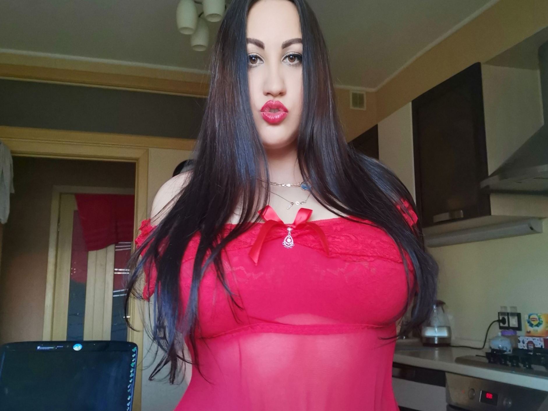 KristiJamess profilbild på webbkameramodell 