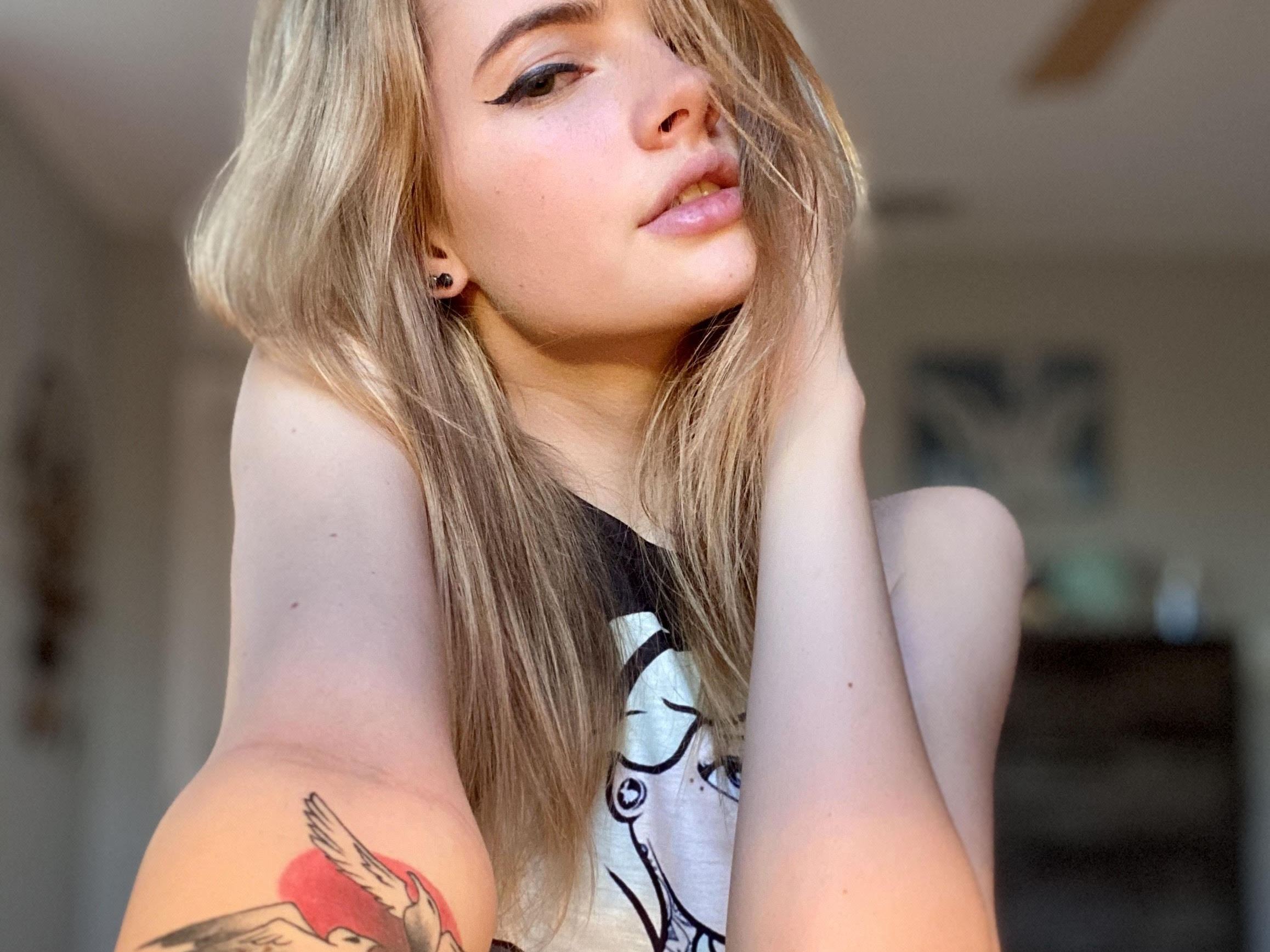 Foto de perfil de modelo de webcam de LunaLovelaceXXX 