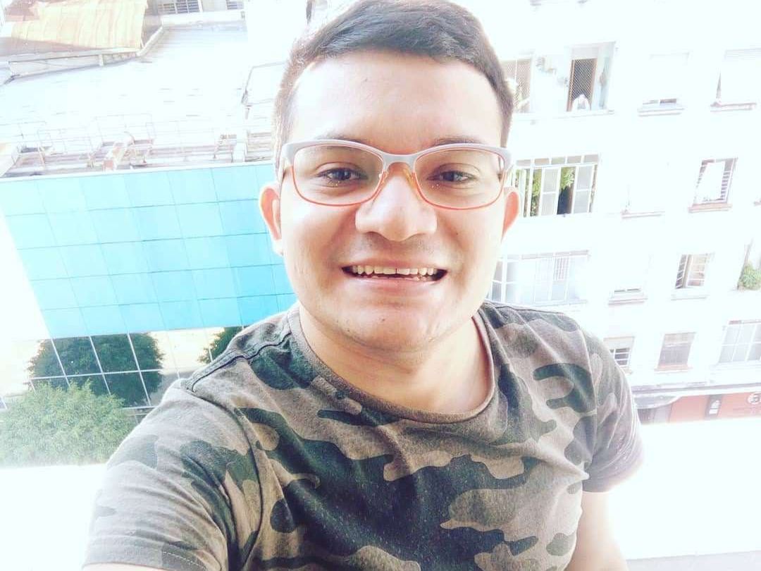 LorenzoMendoza profilbild på webbkameramodell 
