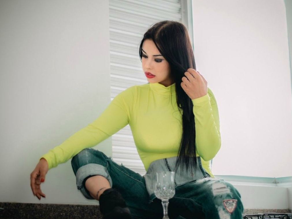 FiorelaTaylor profielfoto van cam model 