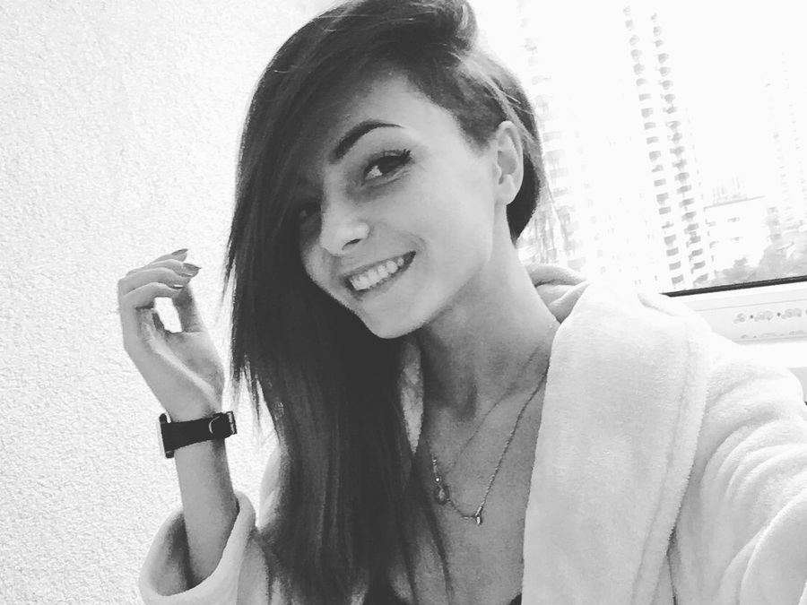 Imagen de perfil de modelo de cámara web de Jessii_Di