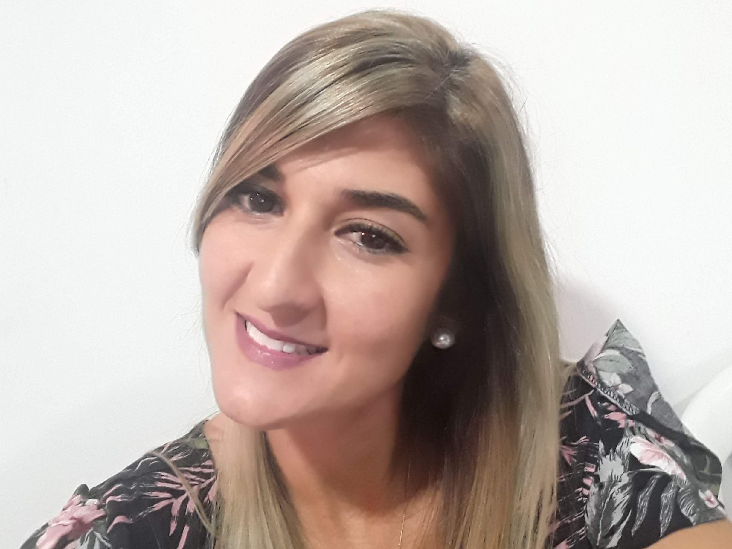 Image de profil du modèle de webcam luciana_rios