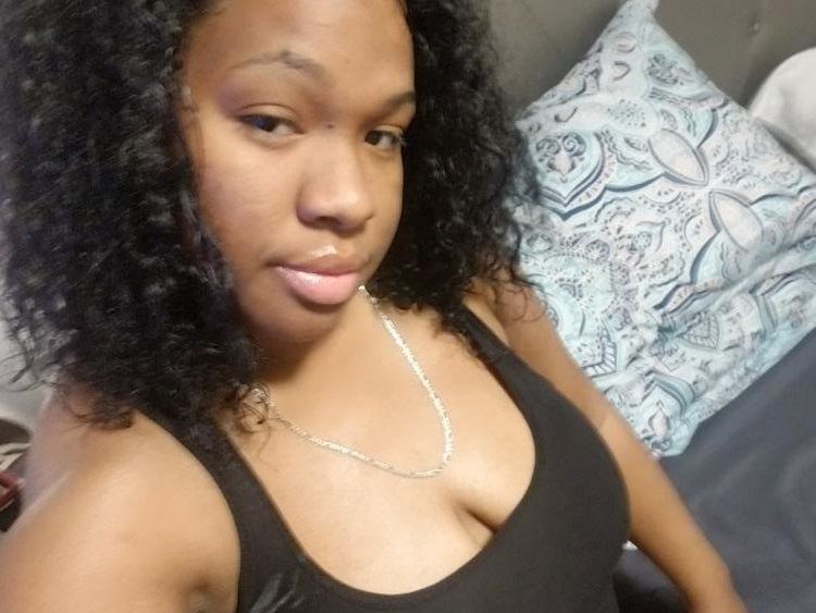 Image de profil du modèle de webcam KekeGurl