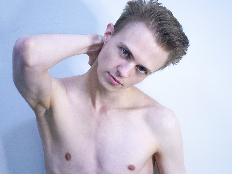 Artiest AhtonMey Foto 9