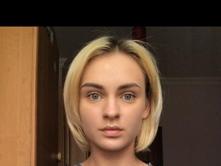 Lilli_White profilbild på webbkameramodell 