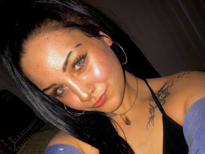sierrabunnyy cam model profile picture 