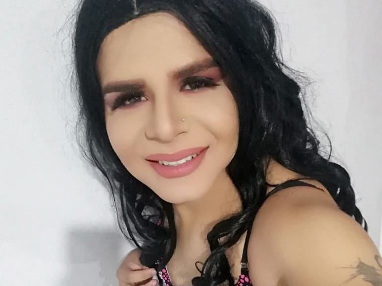 thiaraqueen cam model profile picture 