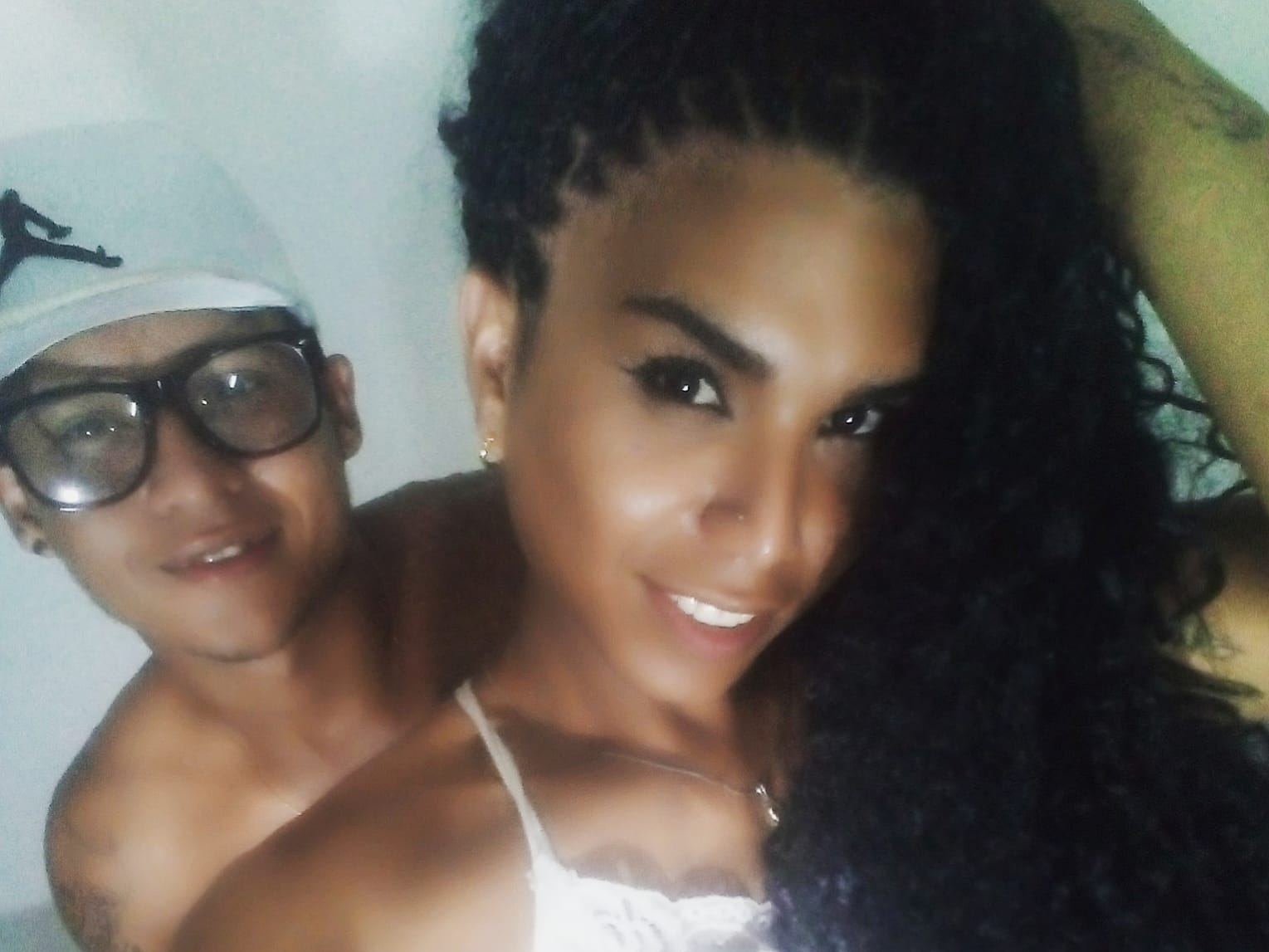 Foto de perfil de modelo de webcam de couplexhotxvip 
