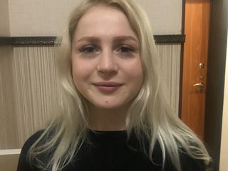 AlinaWood immagine del profilo del modello di cam