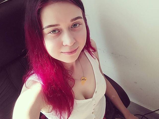 BrianaAdams immagine del profilo del modello di cam