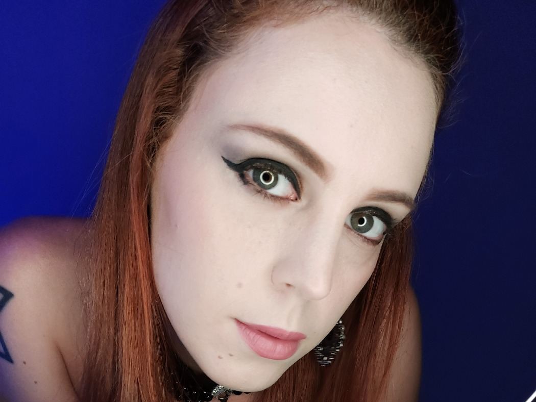 Imagen de perfil de modelo de cámara web de TataLima