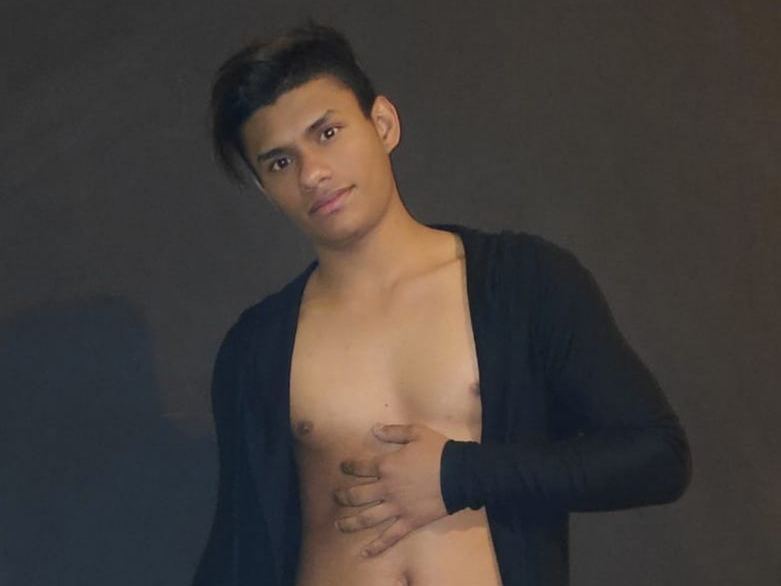 Jason_Hot_18 profilbild på webbkameramodell 