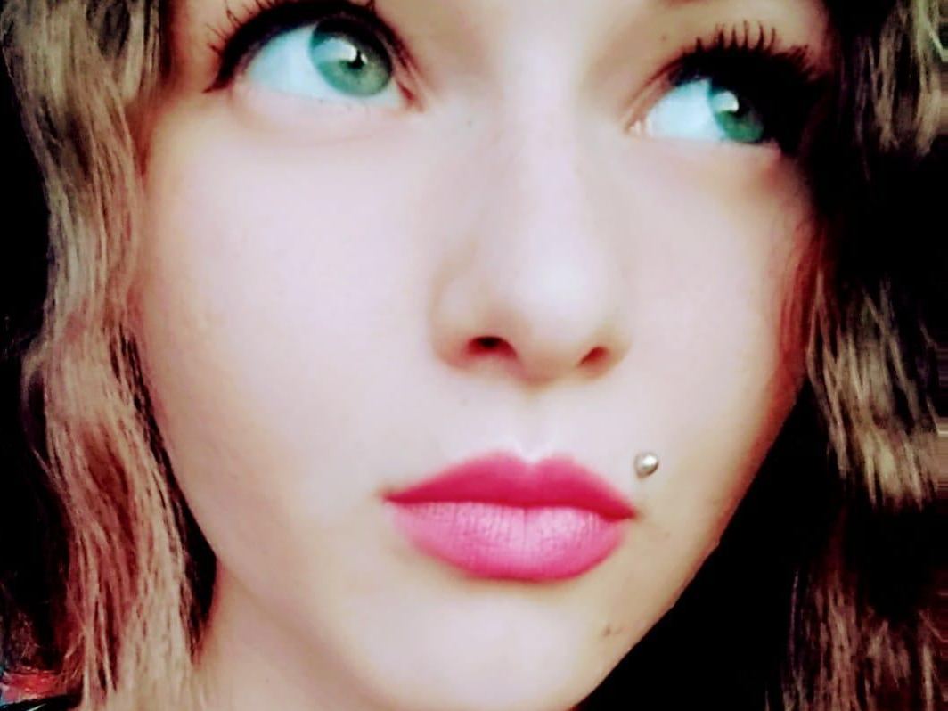 Foto de perfil de modelo de webcam de Sophie1Girl 