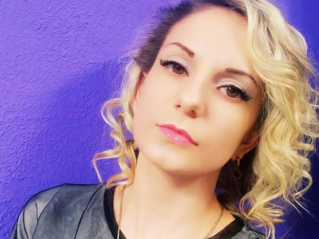 GuardKatina25 profielfoto van cam model 