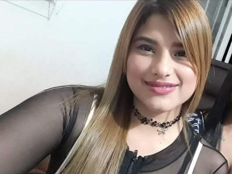Imagen de perfil de modelo de cámara web de NaomiRoberts