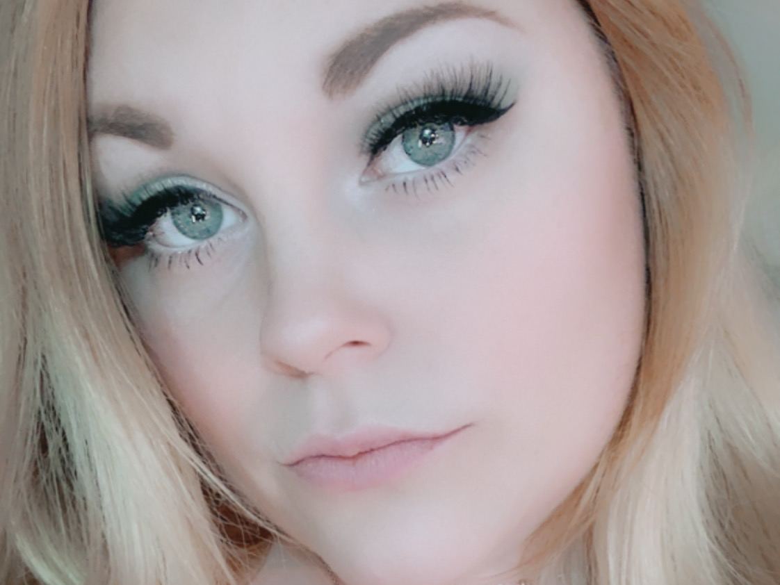 Imagen de perfil de modelo de cámara web de LunaStormxxx