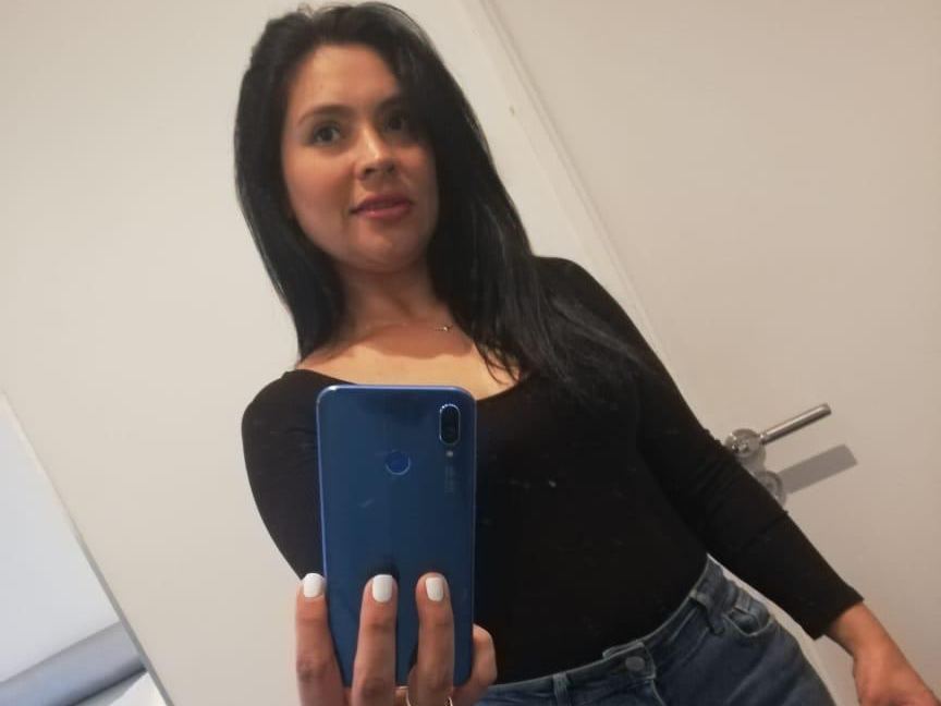 Image de profil du modèle de webcam GabySantoos