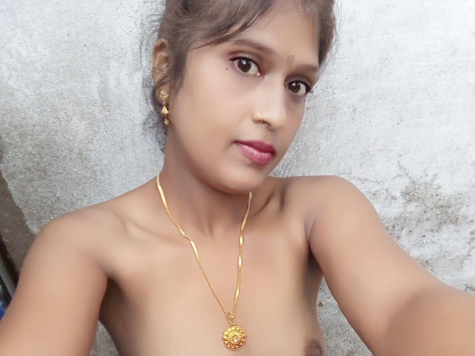 Foto de perfil de modelo de webcam de Poonam88 