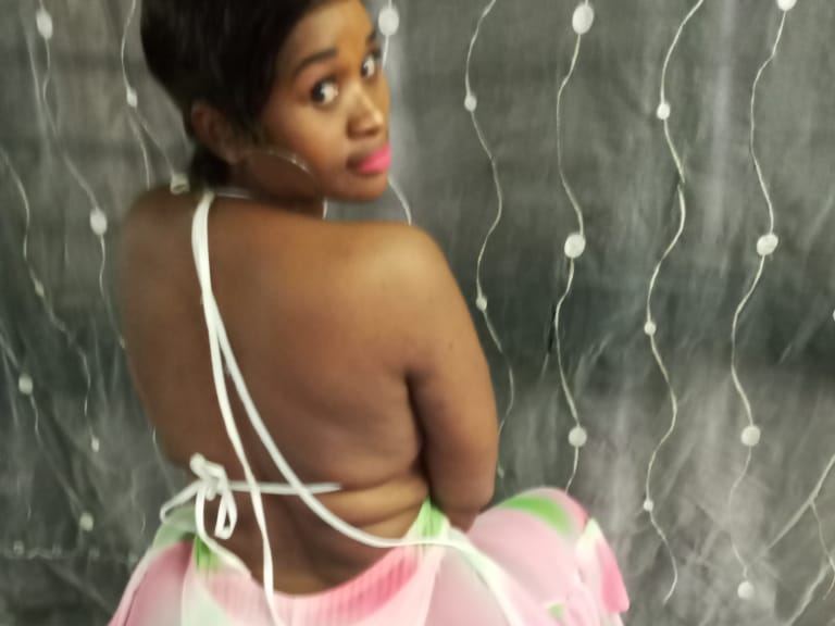 Imagen de perfil de modelo de cámara web de sexycurveybutt