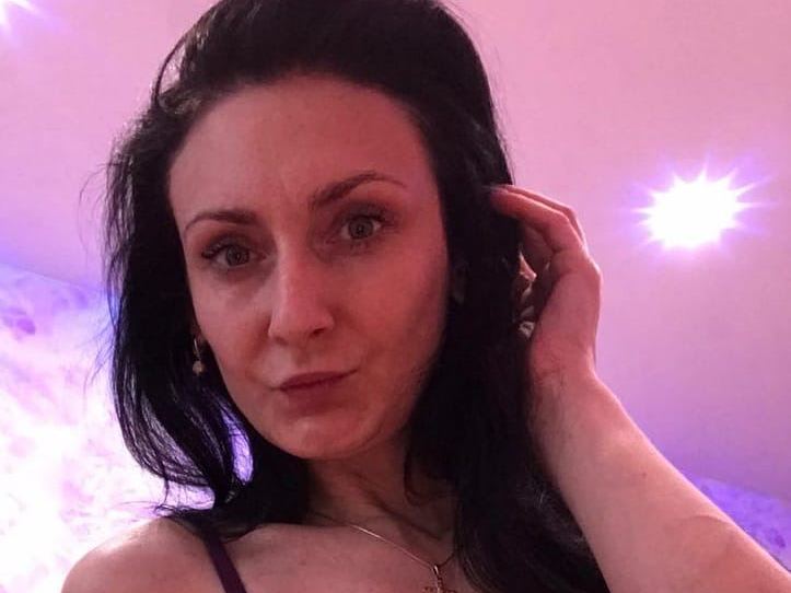 Imagen de perfil de modelo de cámara web de GoldSexy00
