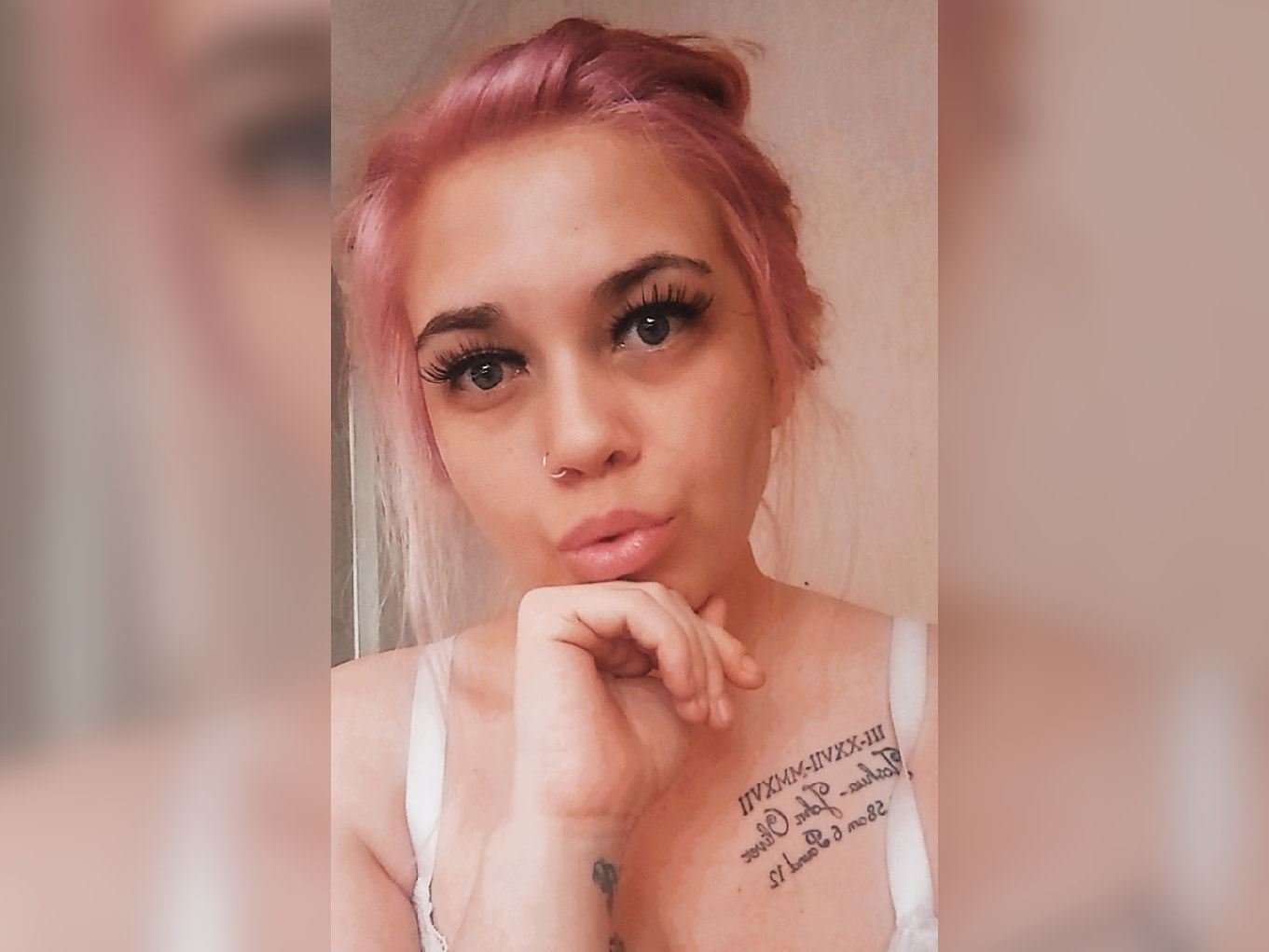 Goddesschloxx Profilbild des Cam-Modells 