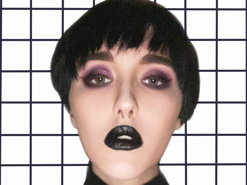 Wednedayoreal cam model profile picture 