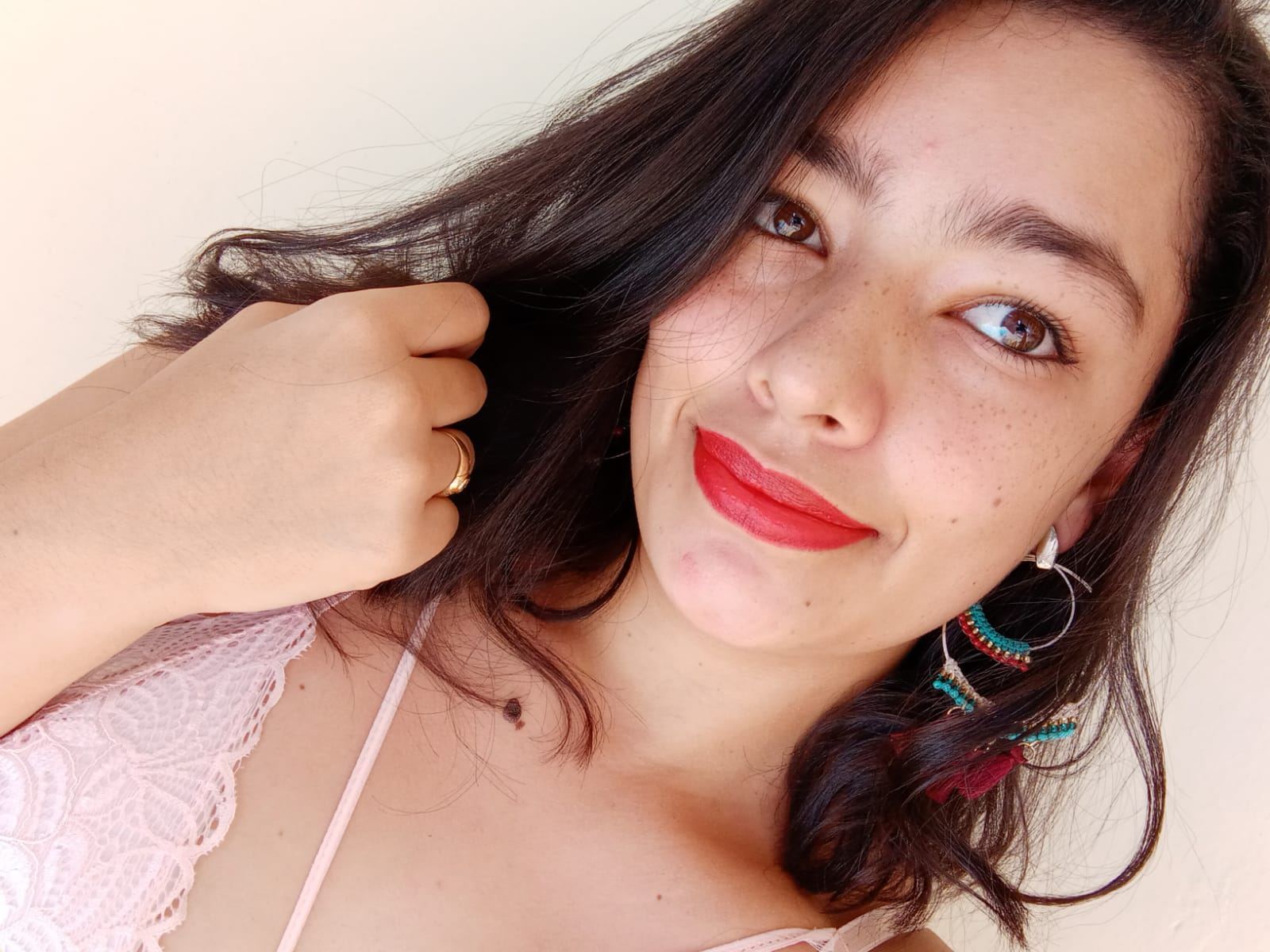Imagen de perfil de modelo de cámara web de Loren_Xue