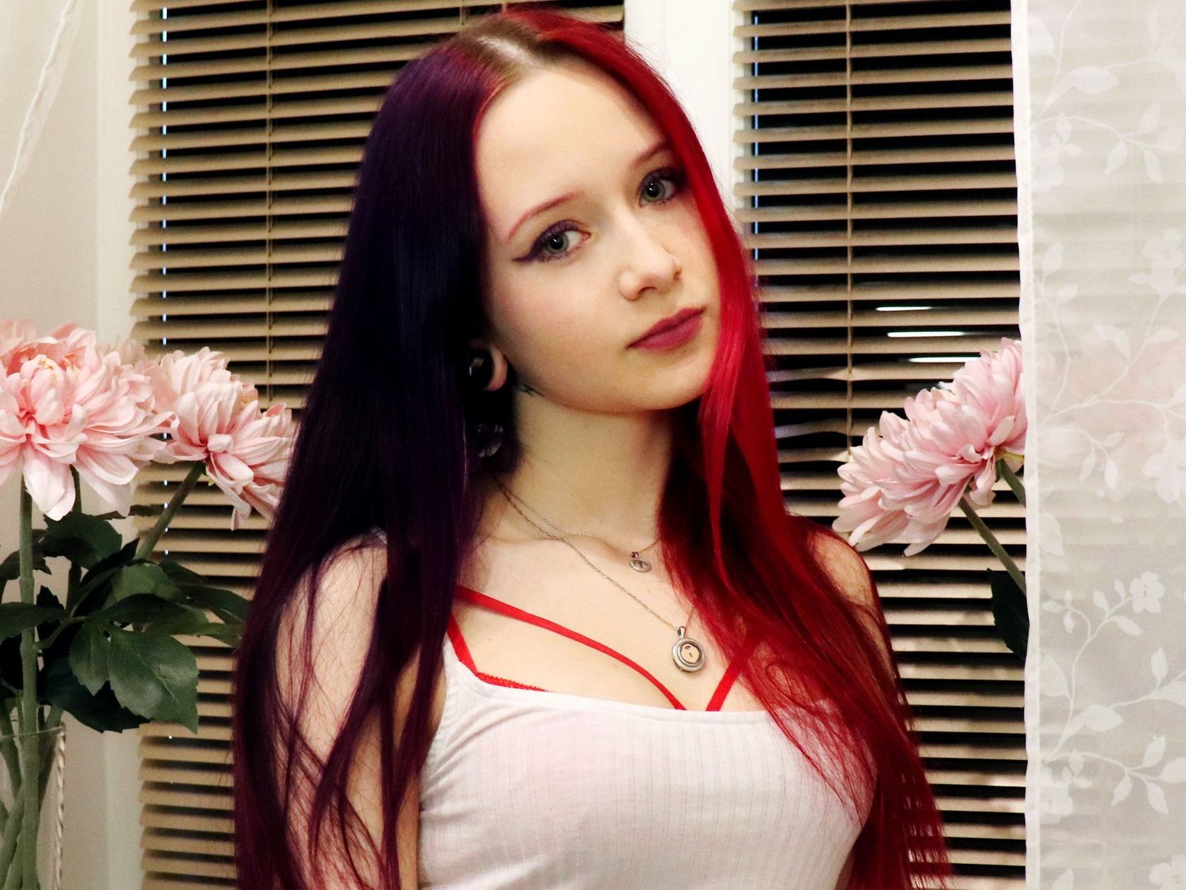 SabrinaSpells cam model profile picture 