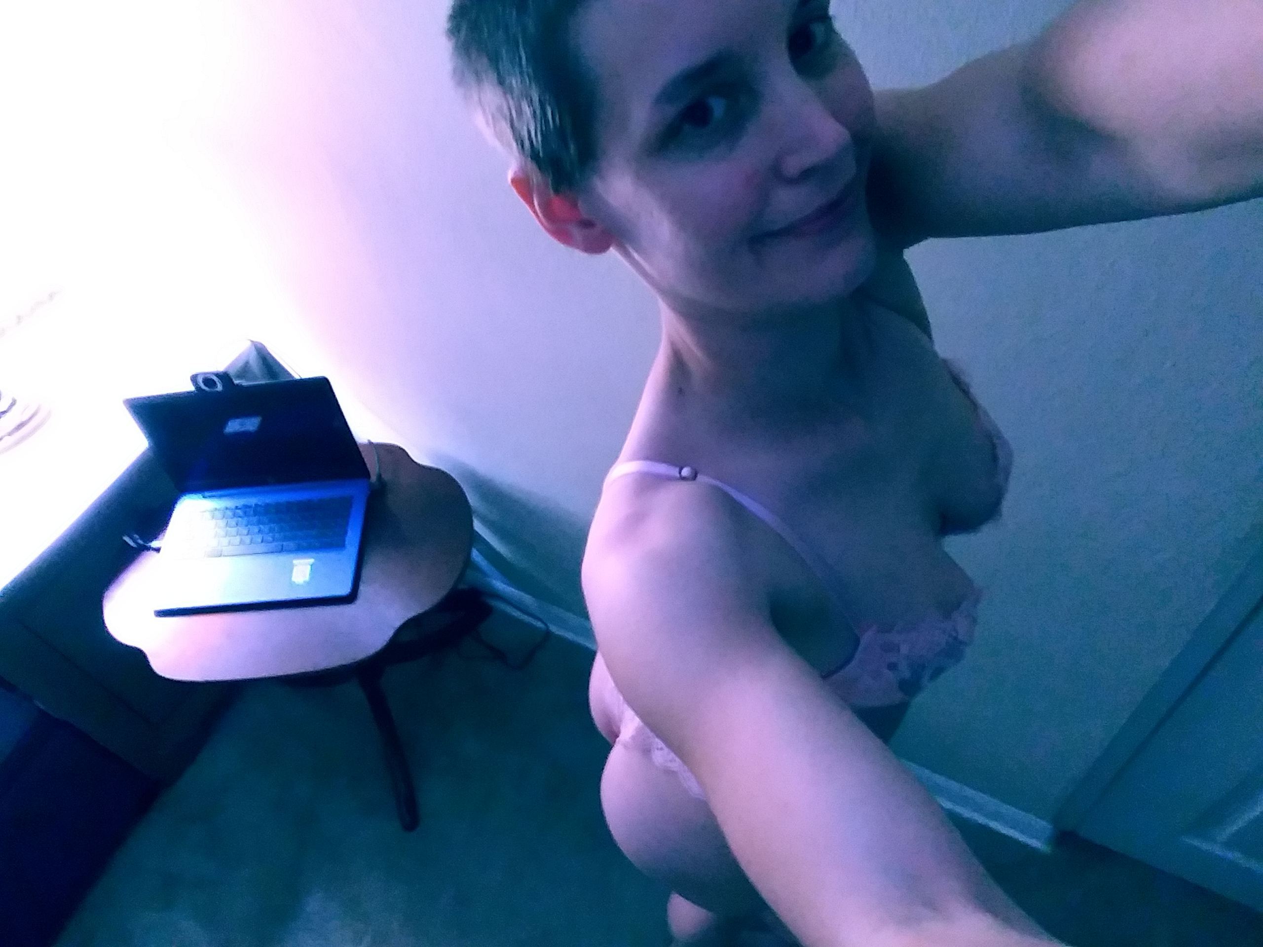 Image de profil du modèle de webcam Abbie_Taylor